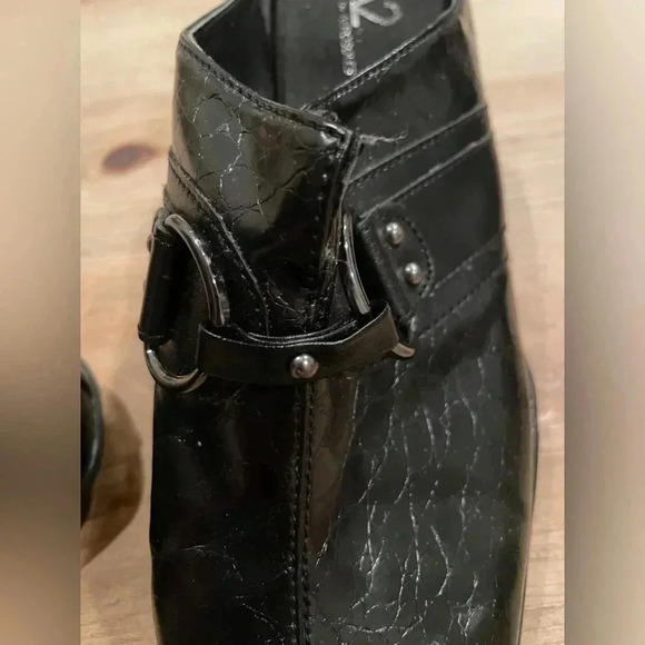 Aerosoles Size 9 M Alligator finish shoes  3” heel Comfy Minimalist Monochrome - Picture 3 of 8